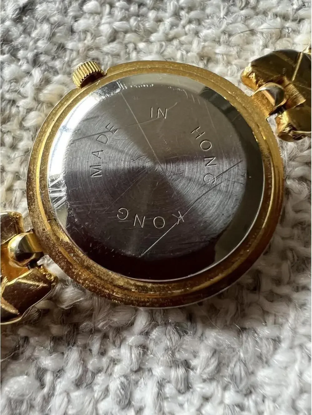 N/A vintage gold